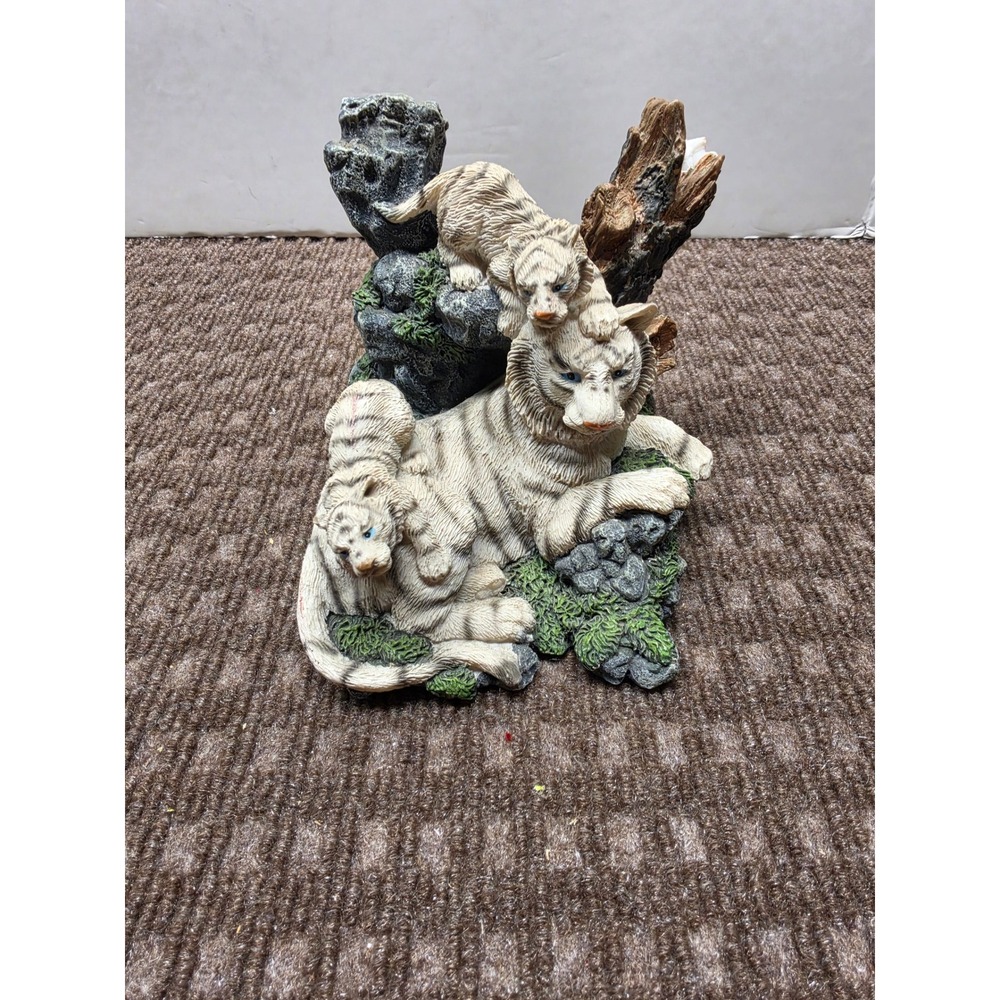 White Tiger Family Figurine Mother and Cubs Resin Wildlife Statue Decor 5 Inch